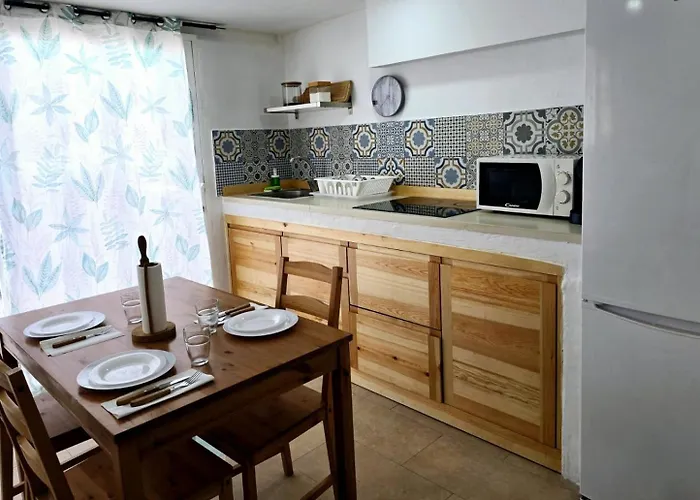 Casa Naya Фамара